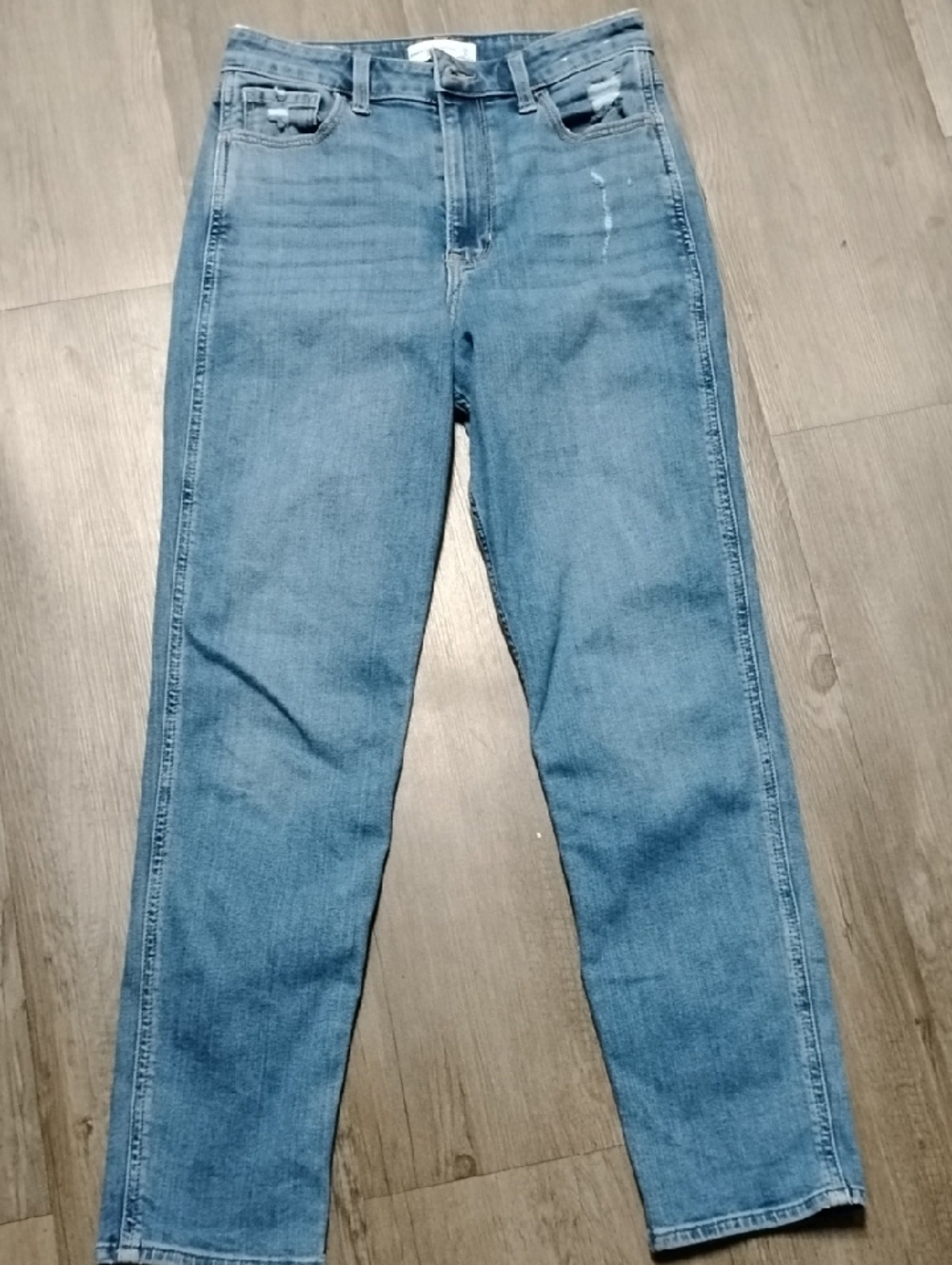 Classic Light Wash Jeans
